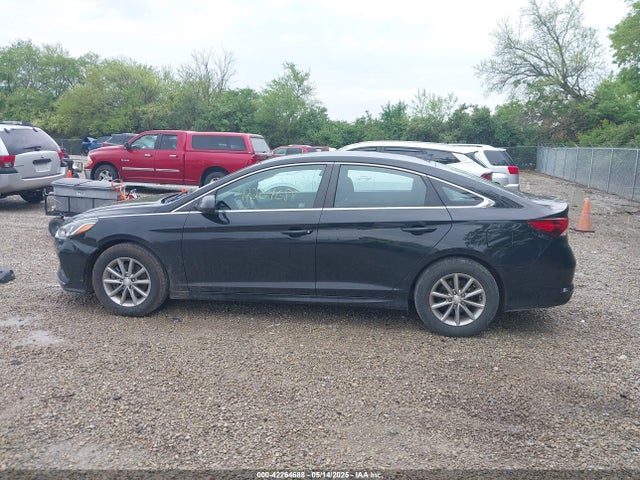 5NPE24AF1JH728179 Hyundai SONATA SE