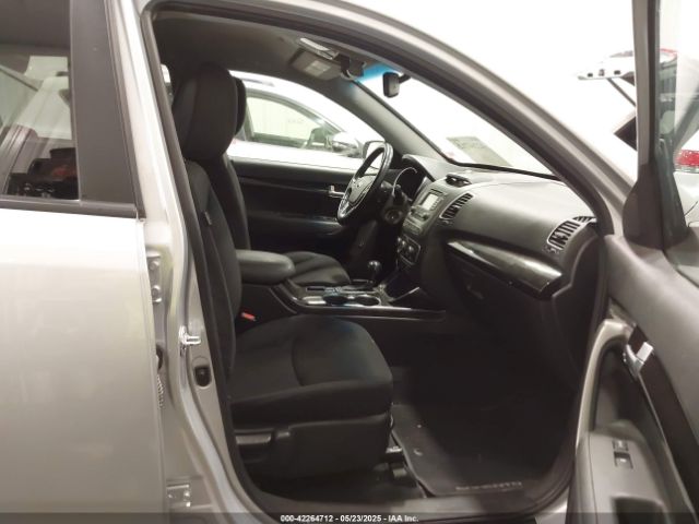 5XYKTCA63EG524362 KIA SORENTO LX