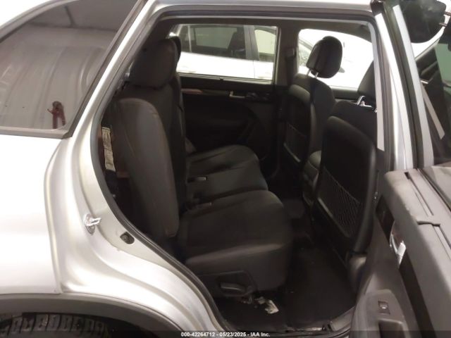 5XYKTCA63EG524362 KIA SORENTO LX