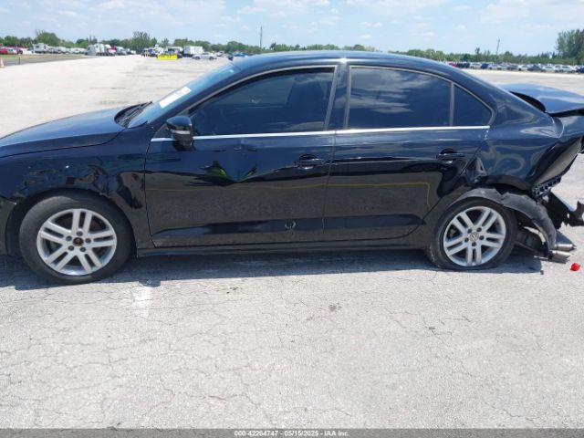 3VW2B7AJ0HM334361 Volkswagen Jetta 1.4t S