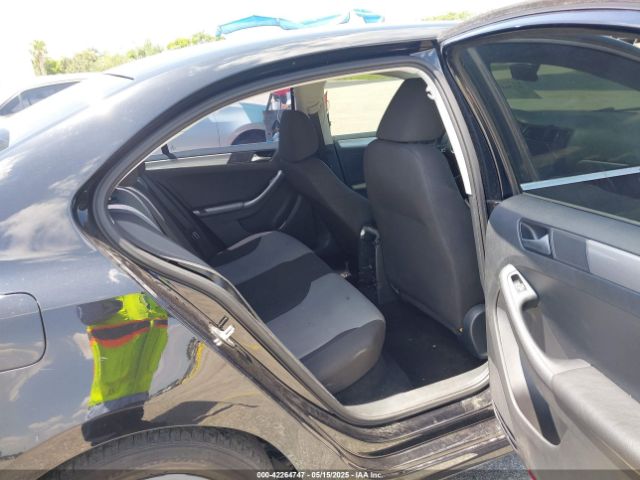 3VW2B7AJ0HM334361 Volkswagen Jetta 1.4t S