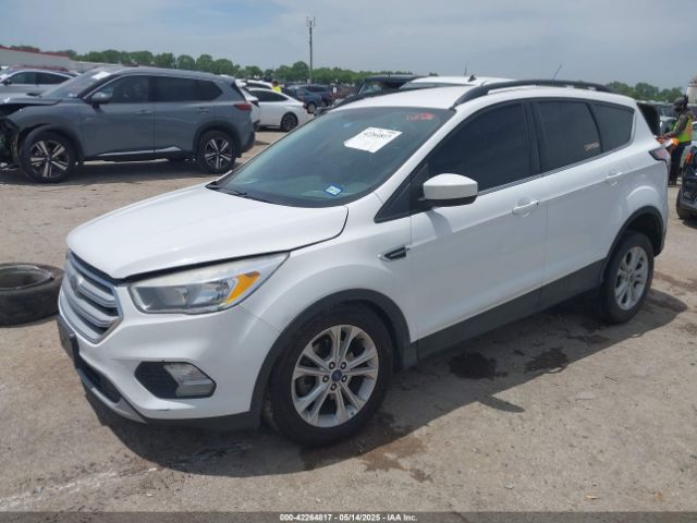 2018 FORD ESCAPE 1FMCU0GD2JUB45895 Photo 1