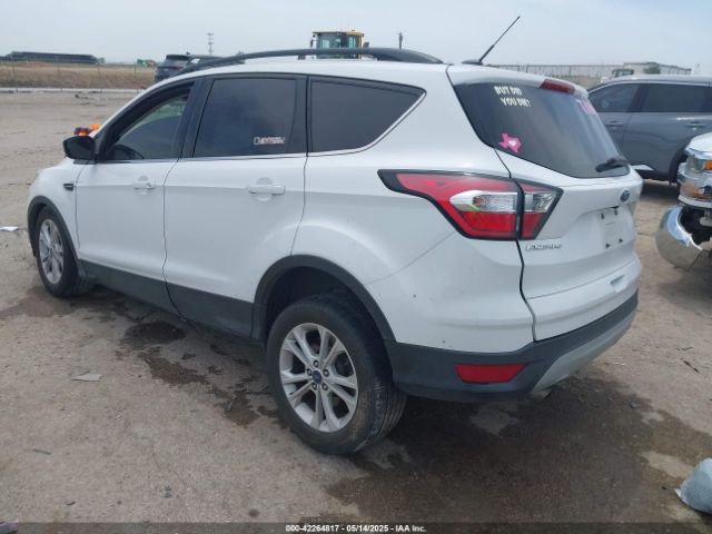 2018 FORD ESCAPE 1FMCU0GD2JUB45895 Photo 2