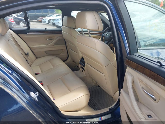 42264850 :رقم المزاد ، WBAFU9C53BC785266 vin ، 2011 Bmw 550i Xdrive مزاد بيع