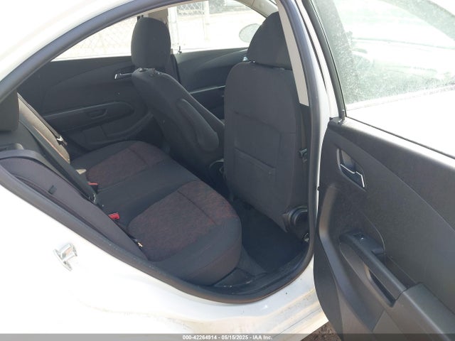 1G1JD5SB1K4148053 Chevrolet Sonic Lt Auto