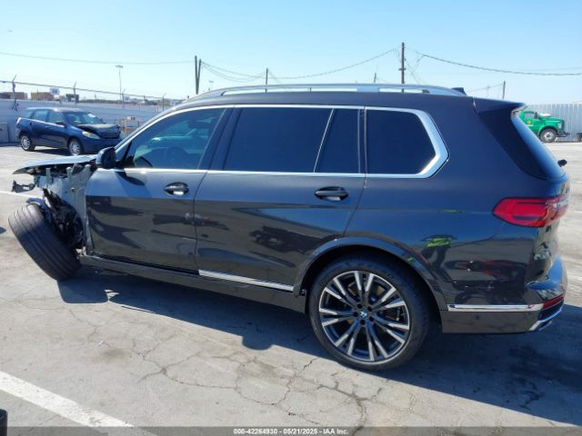 5UXCW2C05N9L92333 BMW X7 Xdrive40i