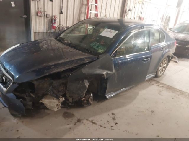 2010 SUBARU LEGACY 4S3BMBC63A3241883 Photo 1
