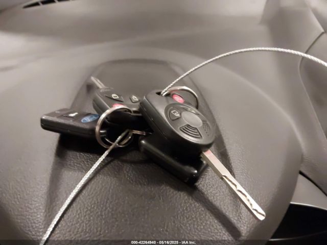 1FMCU9GX9FUA72658 Ford ESCAPE SE