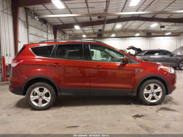 1FMCU9GX9FUA72658 Ford ESCAPE SE