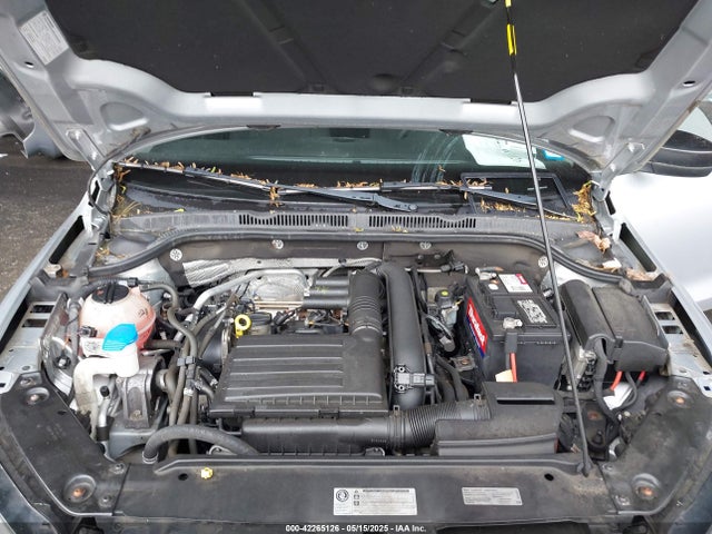 3VW267AJ3GM333787 Volkswagen Jetta 1.4t S