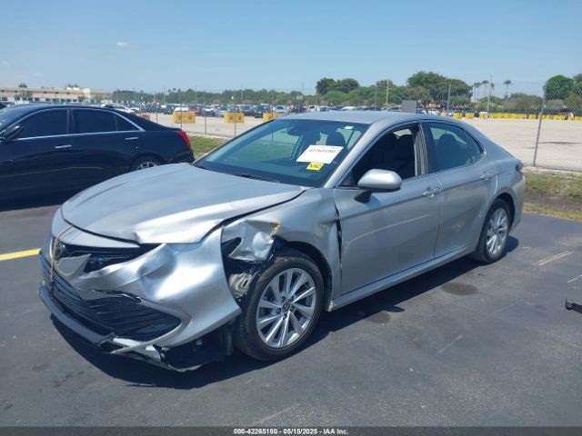 2022 TOYOTA CAMRY 4T1C11AK4NU044000 Photo 1