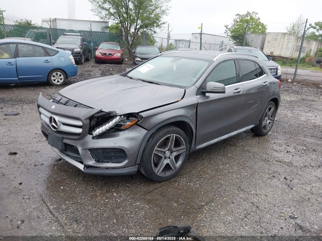 WDCTG4GBXFJ120523 Mercedes-Benz GLA-Class