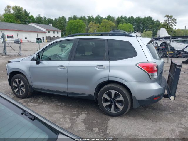 JF2SJAGC7HH561242 Subaru Forester 2.5i Premium