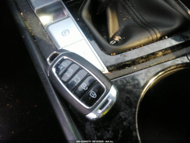 KMHLP4AG2PU504026 Hyundai Elantra Limited