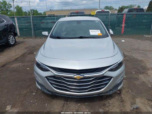1G1ZD5ST4NF108201 Chevrolet Malibu Fwd Lt