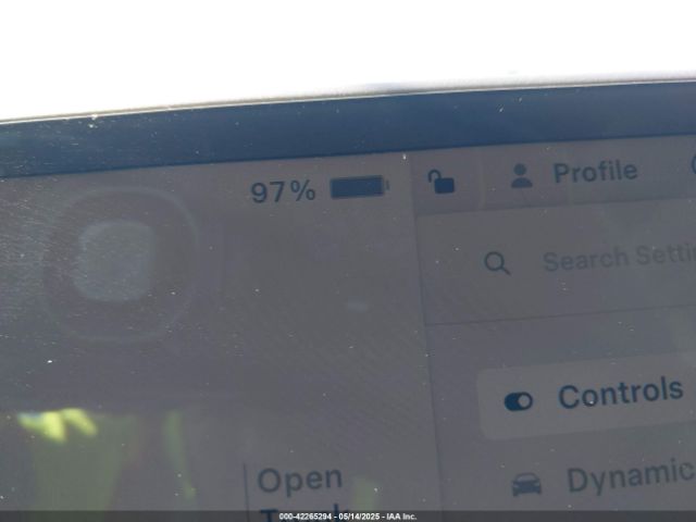 5YJ3E1EA2PF410378 Tesla 2023
