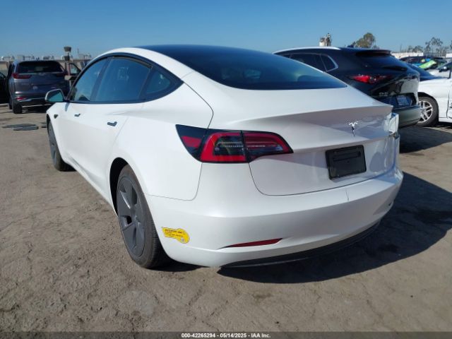5YJ3E1EA2PF410378 Tesla 2023