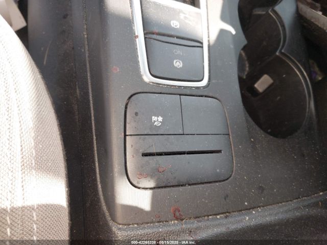 1FMCU9BZ7NUB06992 Ford Escape Se Hybrid