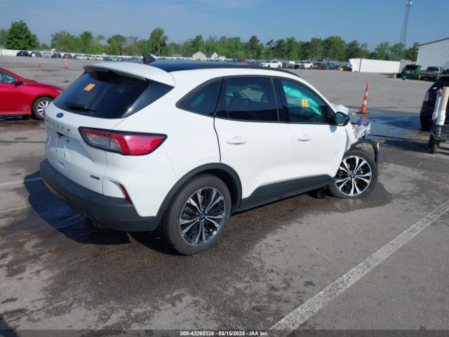 2022 FORD ESCAPE 1FMCU9BZ7NUB06992 Photo 3