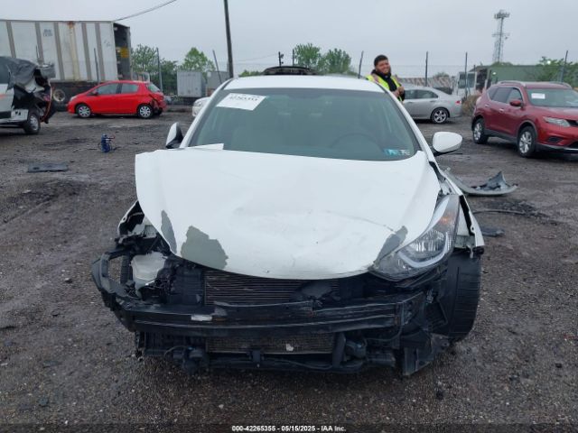5NPDH4AE2GH654376 Hyundai ELANTRA SE