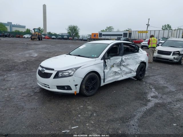1G1PA5SG7E7218513 Chevrolet Cruze Ls Auto
