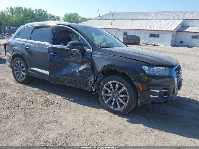 2019 AUDI Q7 WA1VAAF70KD004469