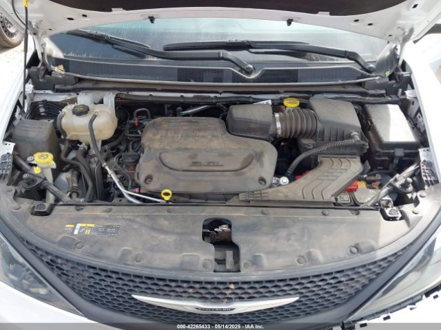 2C4RC1CG5PR613387 Chrysler Voyager Lx