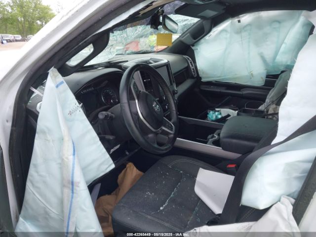 2020 RAM 1500 1C6SRFFT8LN301178 Photo 4