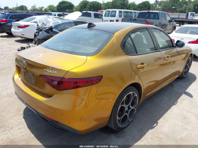 ZARFANBN6P7670771 Alfa Romeo Giulia Veloce Awd