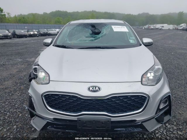 KNDPMCAC8M7915382 KIA Sportage Lx