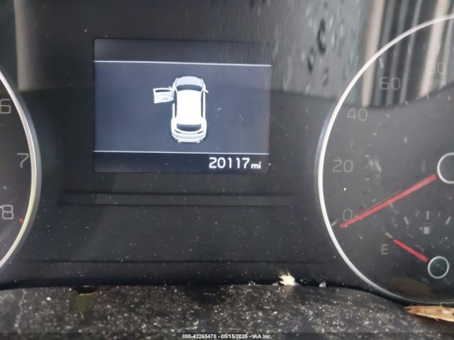 KNDPMCAC8M7915382 KIA Sportage Lx