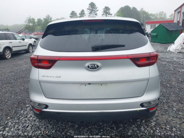 KNDPMCAC8M7915382 KIA Sportage Lx