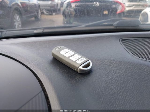 JM1BM1T77E1132444 Mazda Mazda3 I Sv