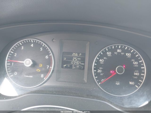 3VWD17AJXEM295138 Volkswagen Jetta 1.8t Se