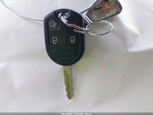 1ZVBP8AM2E5318701 Ford Mustang V6