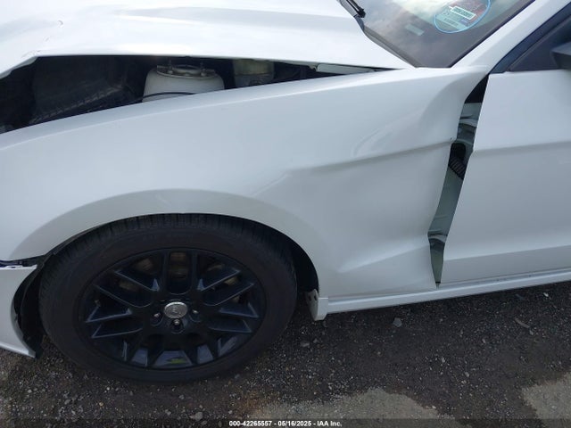 1ZVBP8AM2E5318701 Ford Mustang V6