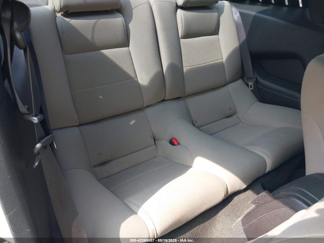 1ZVBP8AM2E5318701 Ford Mustang V6