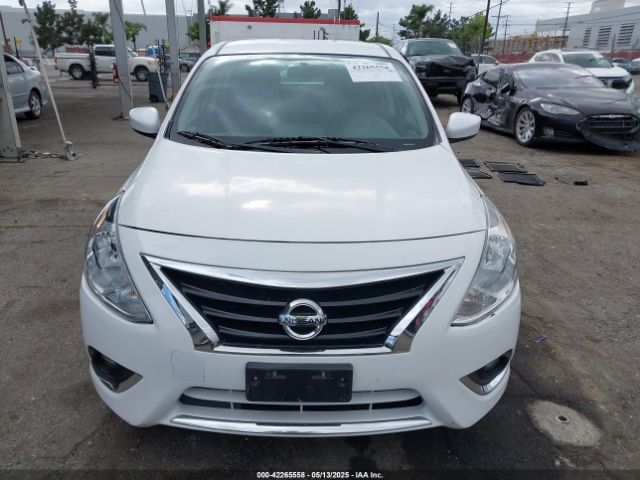 3N1CN7AP0HL802696 Nissan 2017