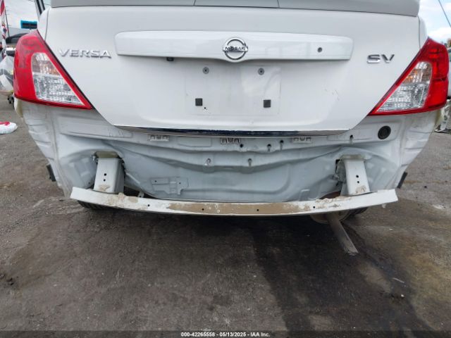 3N1CN7AP0HL802696 Nissan 2017