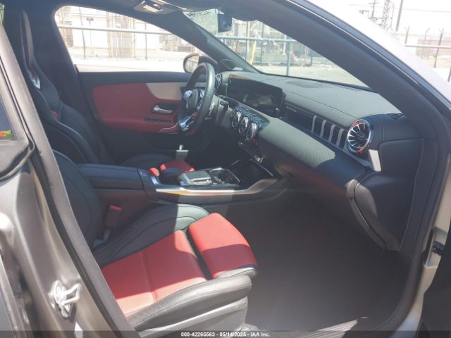 W1K5J5DBXPN414966 Mercedes-Benz m139q