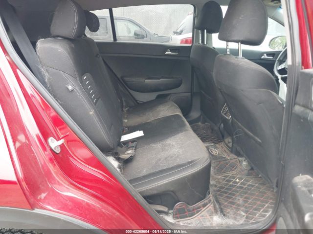 KNDPMCAC8L7753378 KIA Sportage Lx