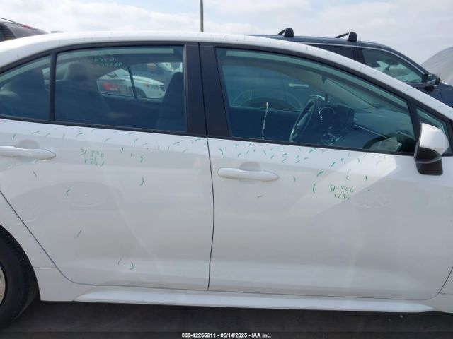 5YFB4MDE2RP132125 Toyota COROLLA LE