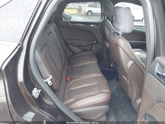 2019 LINCOLN MKC 5LMTJ4DH9KUL15045 Photo 7