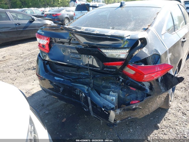 1HGCV1F30KA166605 Honda Accord Sport