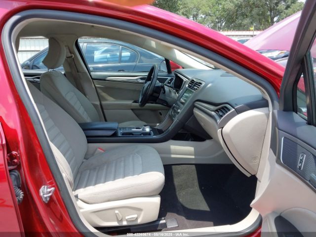 3FA6P0LU4KR226457 Ford Fusion Hybrid Se