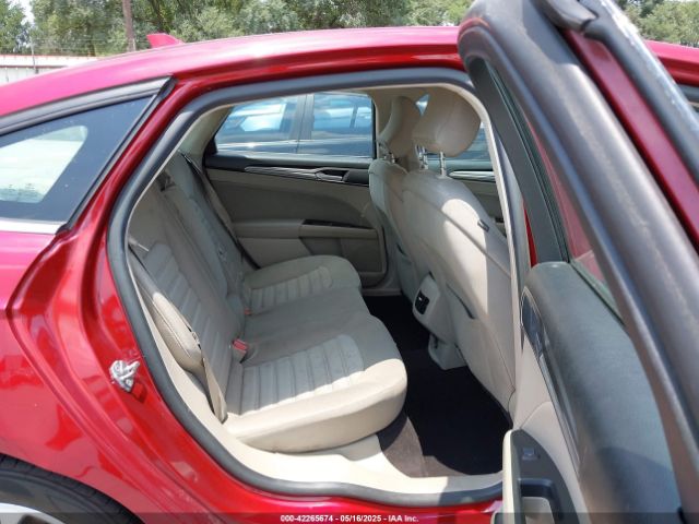 3FA6P0LU4KR226457 Ford Fusion Hybrid Se
