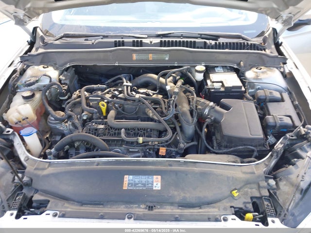 3FA6P0HD2KR252581 Ford FUSION SE