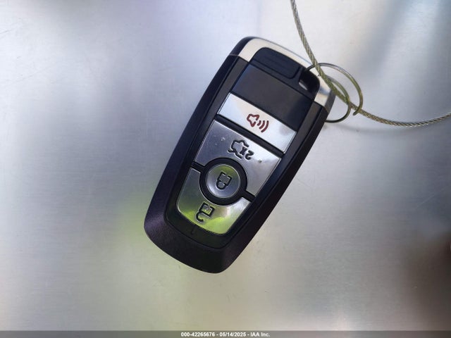 3FA6P0HD2KR252581 Ford FUSION SE