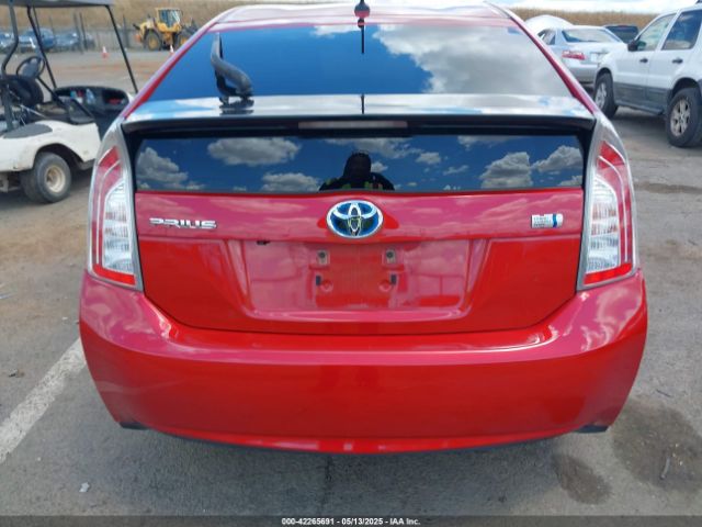 JTDKN3DU0E1787221 Toyota Prius Four