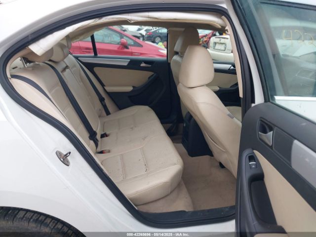 3VWD17AJ6EM434293 Volkswagen Jetta 1.8t Se